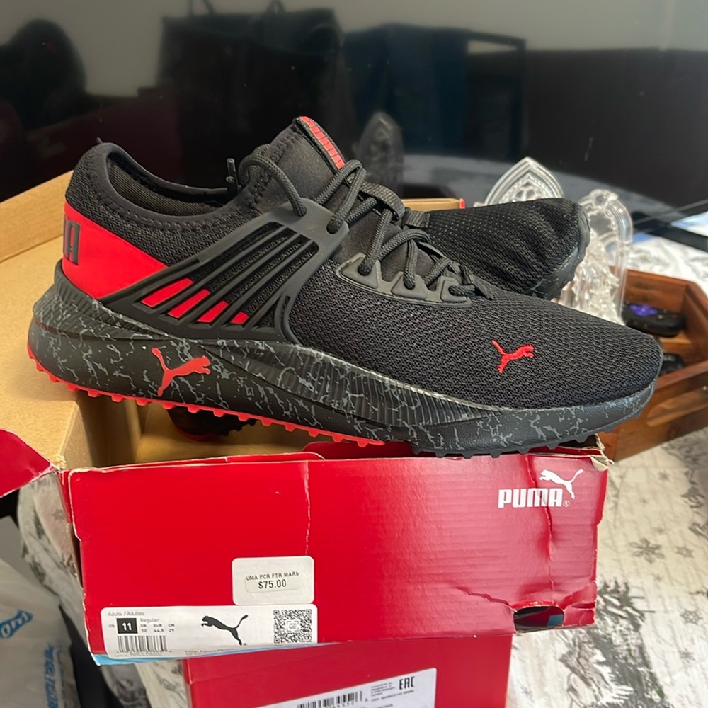 Puma Pacer Sneakers